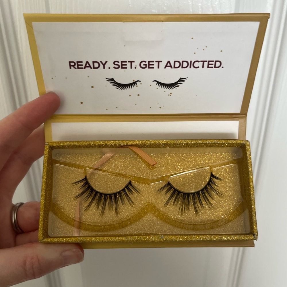 Lashaholic Lashes | Luxury False Eyelashes